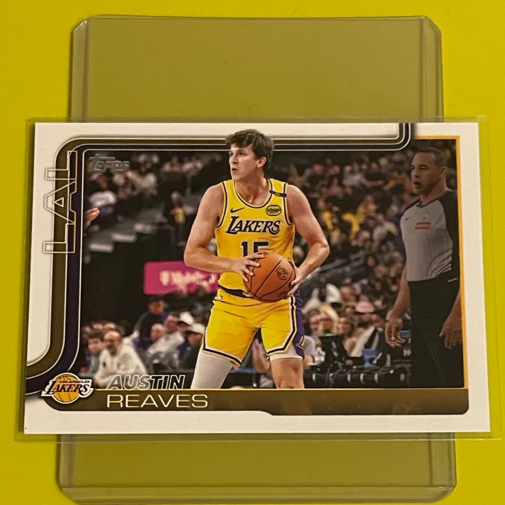 Austin Reaves #151 2025-26 Topps Basketball Trading Card